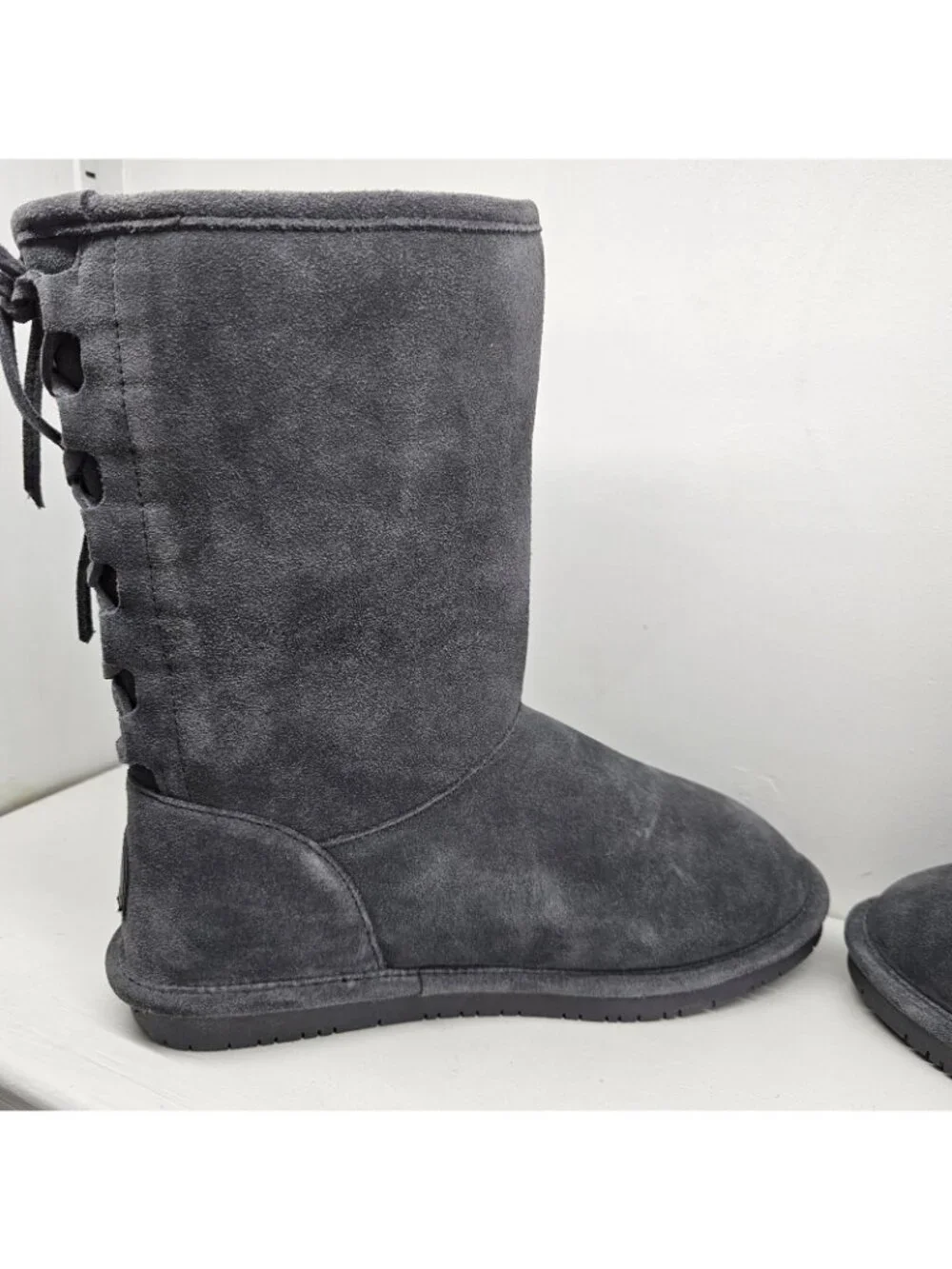 Bearpaw Phyllis II Suede Charcoal Lace up Back Womens Boots Size US 11
